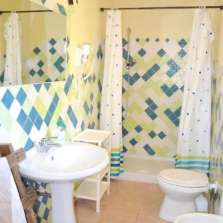 2 Bedrooms With Sea View And Furnished Balcony At 4 Km Away From The Διαμέρισμα Dorgali